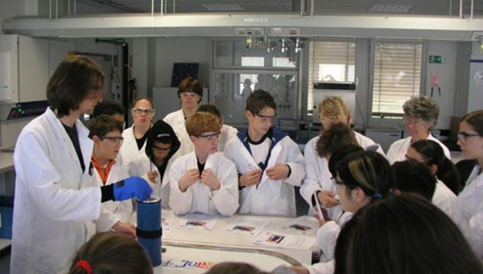 When scientists work with schoolchildren diaporama,9070-P1019246.jpeg