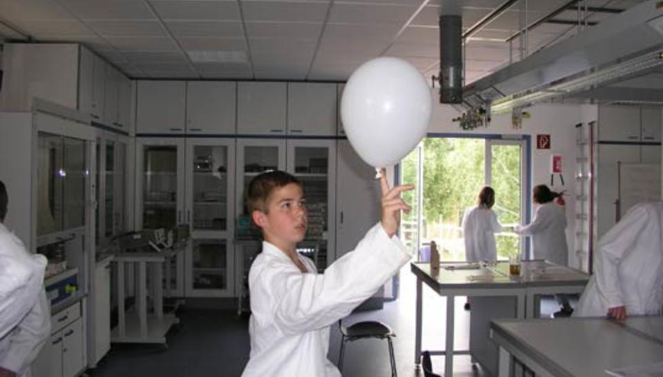 When scientists work with schoolchildren diaporama,9087-P6214996.jpeg