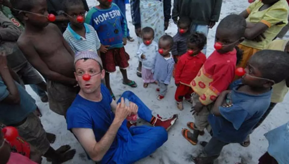 Des clowns pour accepter les jumeaux diaporama,4453-Mada2006-25.jpeg
