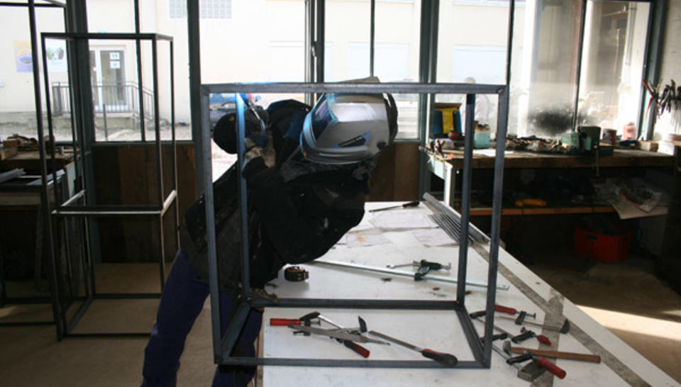 Creating a back-to-work facility devoted to woodworking diaporama,13447-15SE1782-Initiatives-So2.jpeg