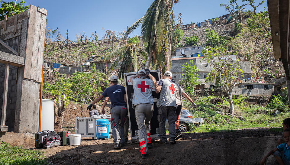 Mission Veoliaforce avec la Croix-Rouge française à Mayotte © Guillaume Binet, MYOP
