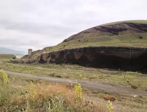Syunik region, Armenia, Dalibor Z. Chvatal, CC BY 3.0, via Wikimedia Commons