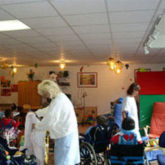 Helping the disabled 7725,raw,41_france.jpg