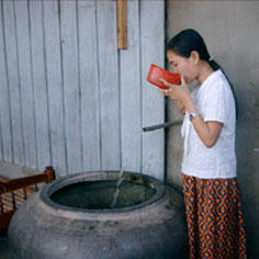 Public/private partnership to supply drinking water 7843,raw,17_cambodge.jpg