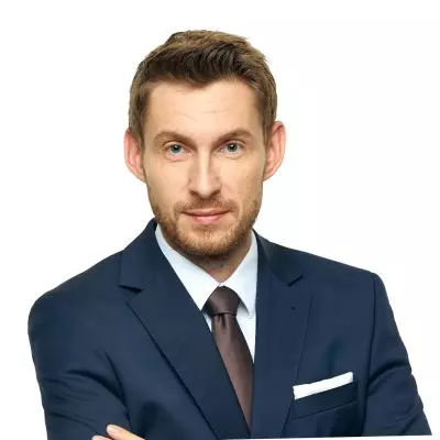 Mateusz W Piotrowski