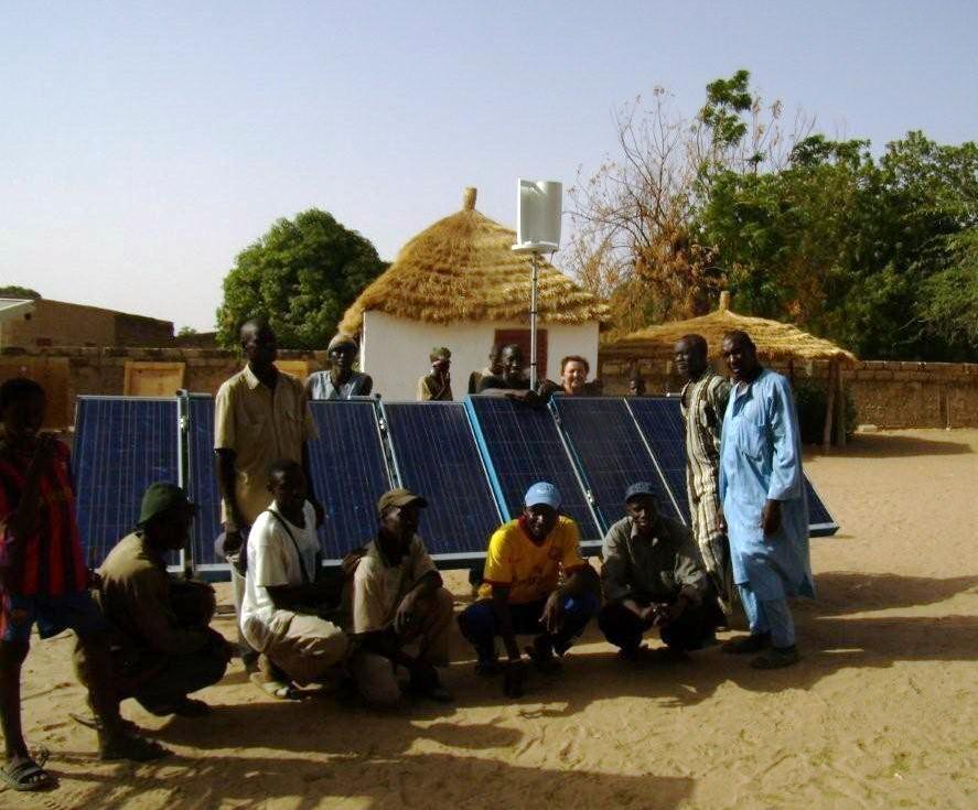 <strong>Un « village pilote solaire » pour la région de Fatick, au Sénégal.</strong> 7249,raw,10EN1334-SOSF.jpg