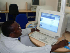 Getting the computer bug 7861,raw,179_france.jpg