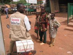 An ambulance of street children 7937,raw,Samu-social-Burkina-Faso-236.jpg