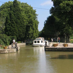 Able-Bodied or Handicapped: All Aboard! 7996,raw,311_france.jpg