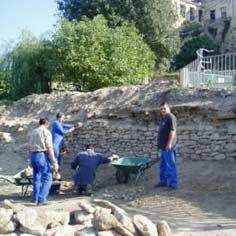 Rehabilitating stone structures as a way of rebuilding your life 8143,raw,390_france.jpg