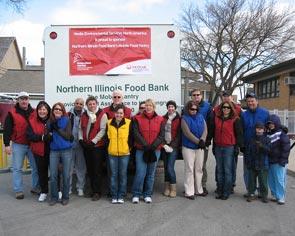 Food bank: distributing fresh produce 8255,raw,778,7SD873-NIFB.jpg