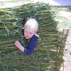 Ecology from the earliest childhood 8287,raw,7EN0895-Rudiger-in-Weidenhutte-1.jpg