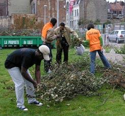 Voluntary Outreach, Or the Power of a Simple Idea 8366,raw,7ip957-unis-cite.jpg