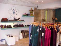 A clothing boutique in the heart of a workforce development project 8399,raw,7IP0967_Rachel-et-Valerie.jpg