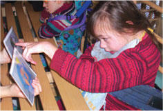 Improving the handling of multihandicapped children 8451,raw,7SD0990-NOEMI-2.jpg