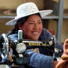 22 women at the controls of a micro-business in Bolivia 8723,raw,Potosi_236.jpg