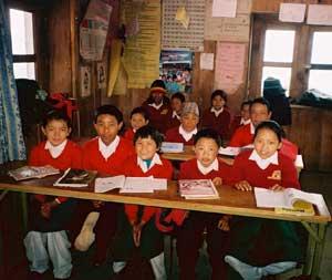 Engineering student volunteers at the service of emerging countries 9381,raw,class-1.jpg