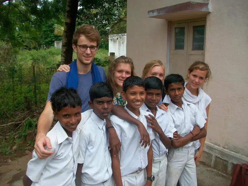 Des sanitaires pour les élèves d’une école indienne