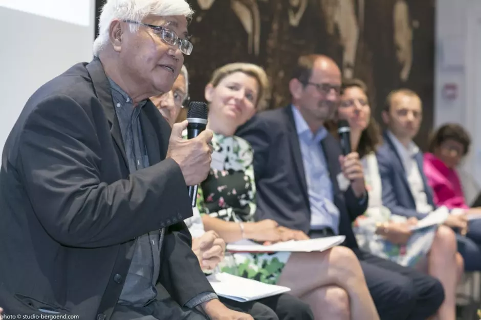 Débattre pour améliorer la santé des plus démunis