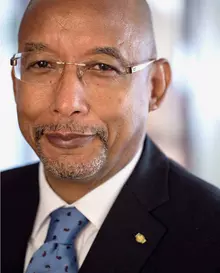Ibrahim Mayaki : Vision africaine